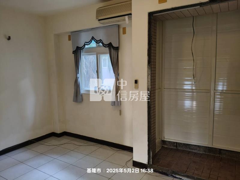 D004綠葉山莊透天房屋室內格局與周邊環境