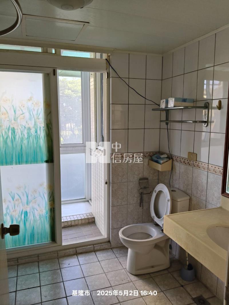 D004綠葉山莊透天房屋室內格局與周邊環境