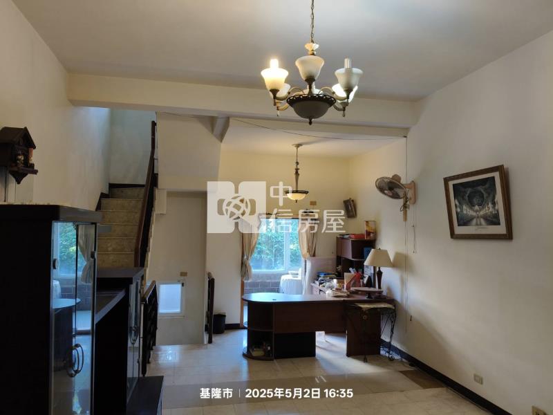 D004綠葉山莊透天房屋室內格局與周邊環境