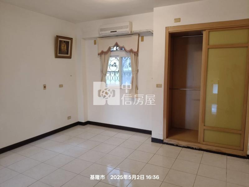 D004綠葉山莊透天房屋室內格局與周邊環境