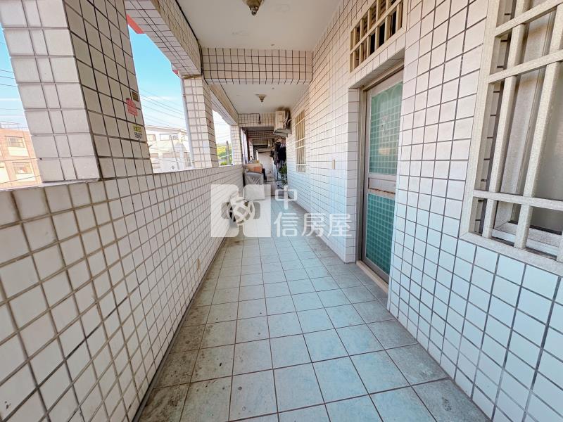 香山國中15美投套房屋室內格局與周邊環境