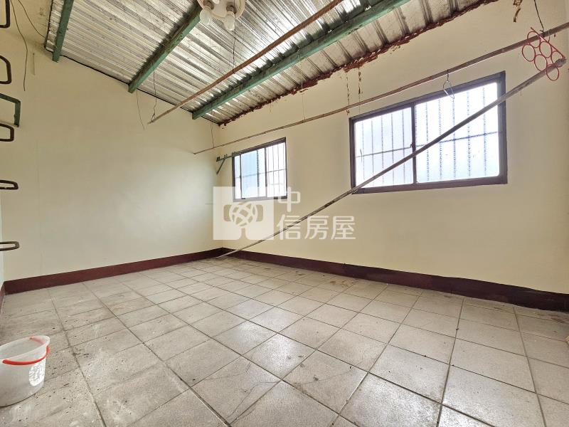 竹南園區中華路甲一透天房屋室內格局與周邊環境