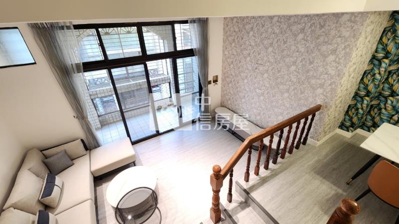 力行重疊別墅房屋室內格局與周邊環境