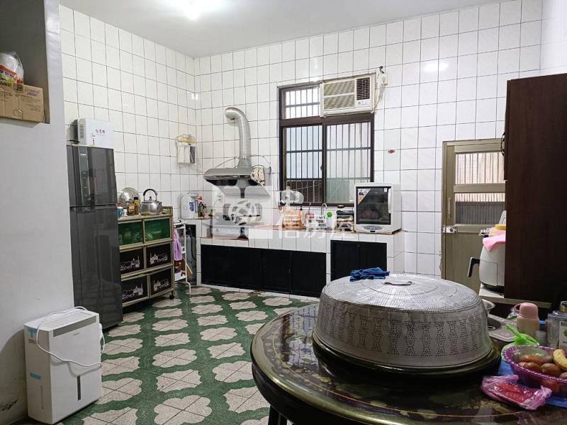 (A)內壢前站美透天~門前或室內可停車(中信卓越團隊)房屋室內格局與周邊環境