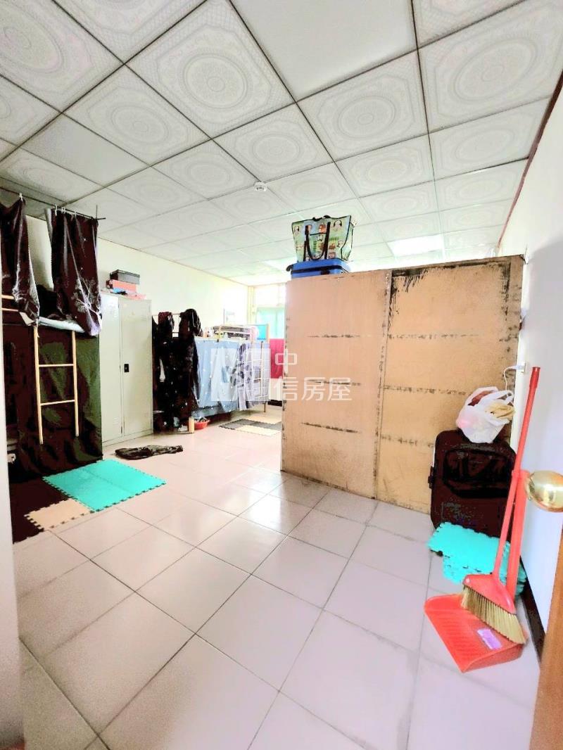 大園工業區透天店面房屋室內格局與周邊環境