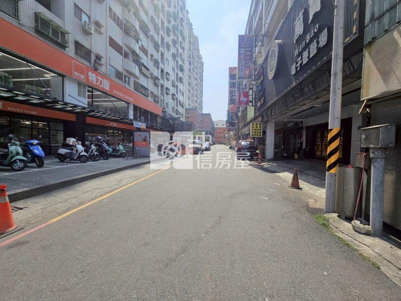 永康復華商圈大面寬雙金店住房屋室內格局與周邊環境