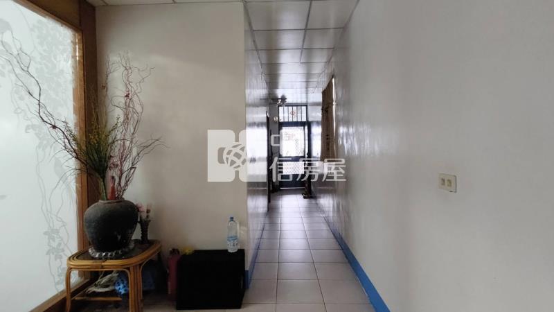 B1-44中華路邊間精美店住(專任)房屋室內格局與周邊環境