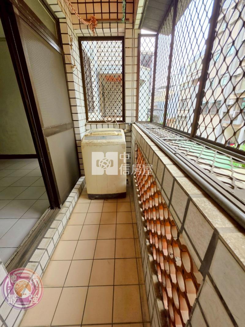 湖口工業區前後臨路雙店面透天房屋室內格局與周邊環境