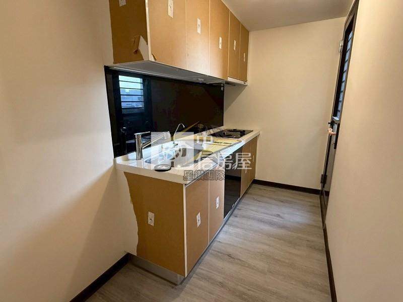 【星鑽】青埔A18鴻築馥麗全新交屋雙衛浴2+1房車房屋室內格局與周邊環境