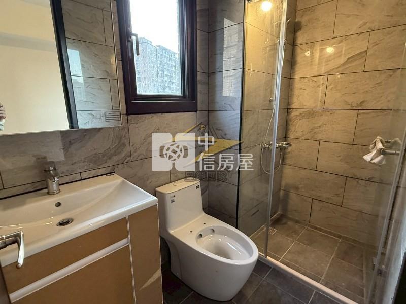 【星鑽】青埔A18鴻築馥麗全新交屋雙衛浴2+1房車房屋室內格局與周邊環境