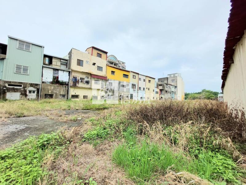 嘉義市香湖公園建地房屋室內格局與周邊環境