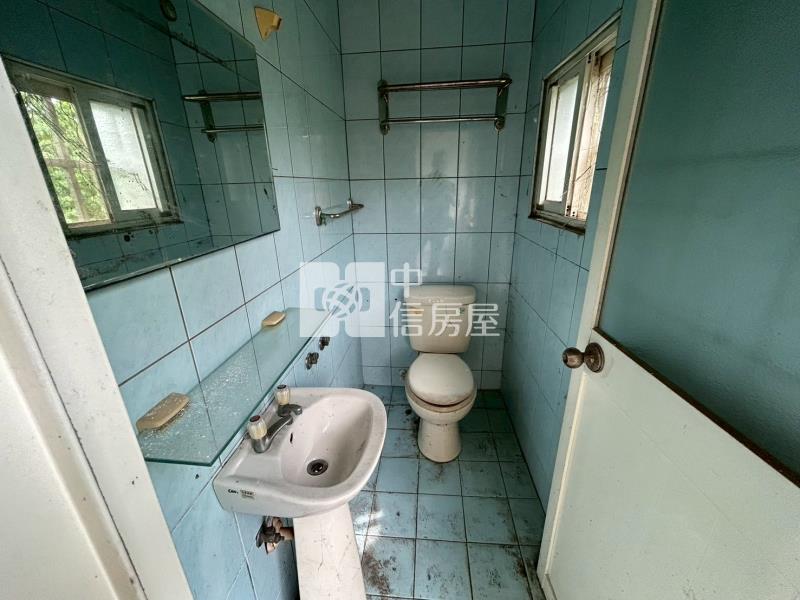 近八德重劃區綠線低總價透天房屋室內格局與周邊環境