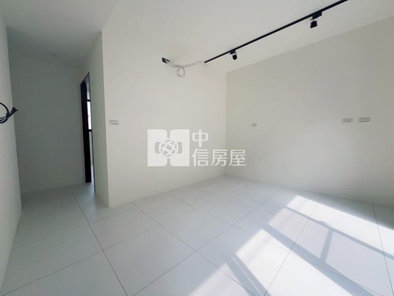 平鎮南勢美透天房屋室內格局與周邊環境