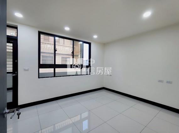 內壢成功路全新整理美透天房屋室內格局與周邊環境