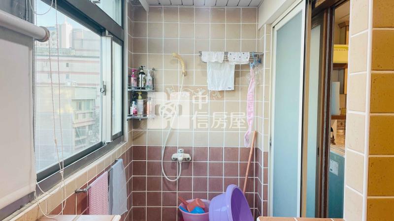 稀有釋出超大湯池雅緻湯屋房屋室內格局與周邊環境