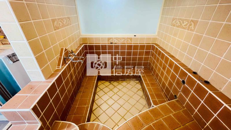稀有釋出超大湯池雅緻湯屋房屋室內格局與周邊環境