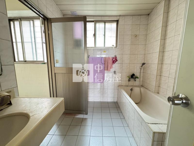 中壢健保局雙車美透店房屋室內格局與周邊環境