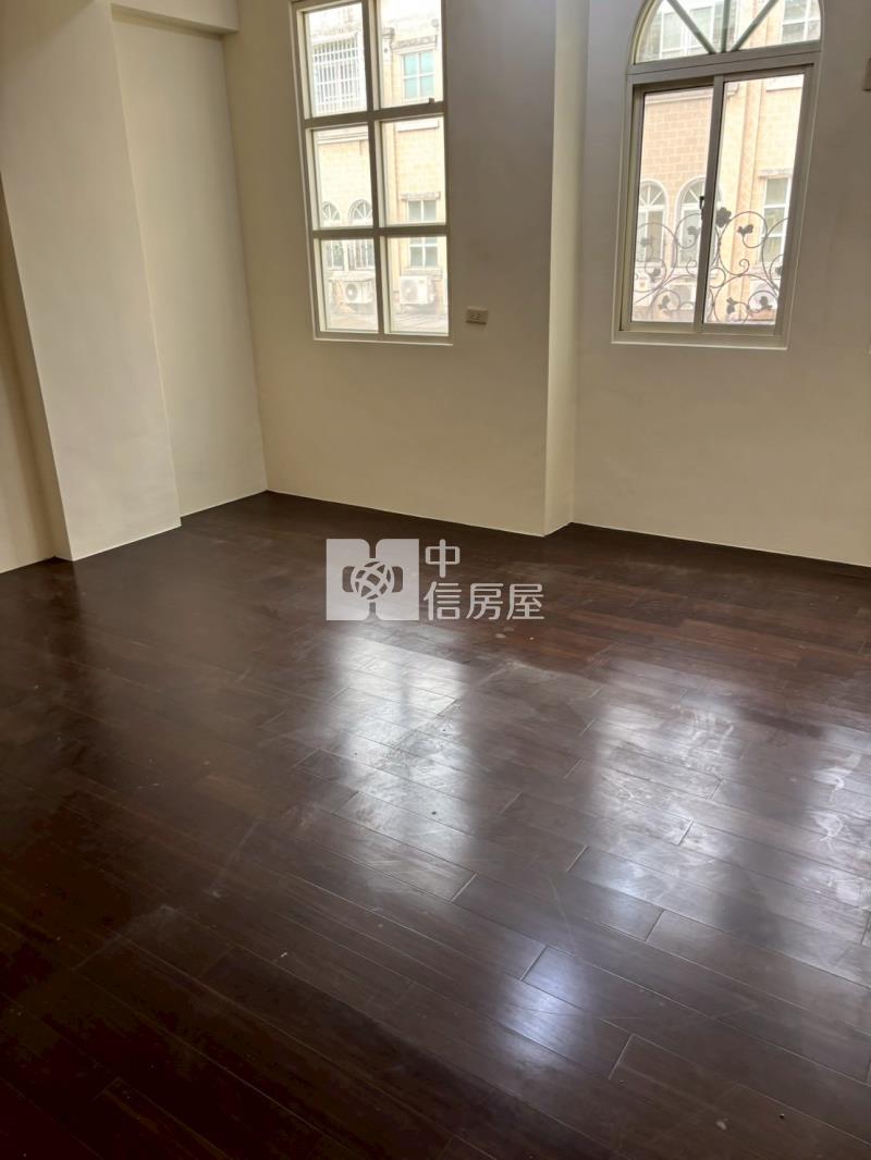 斗六楓溝街別墅房屋室內格局與周邊環境
