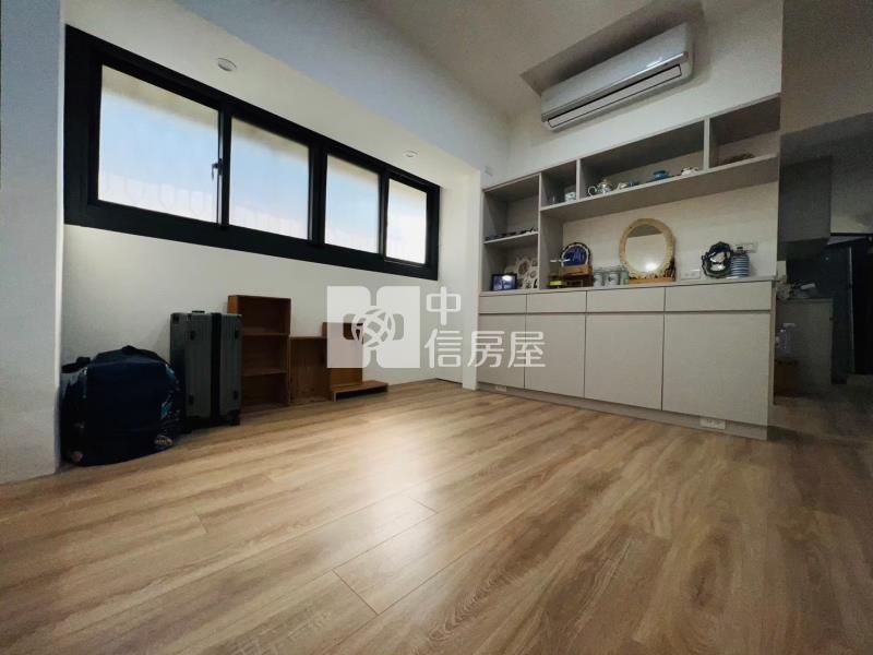中區電梯2+1房全新整理房屋室內格局與周邊環境