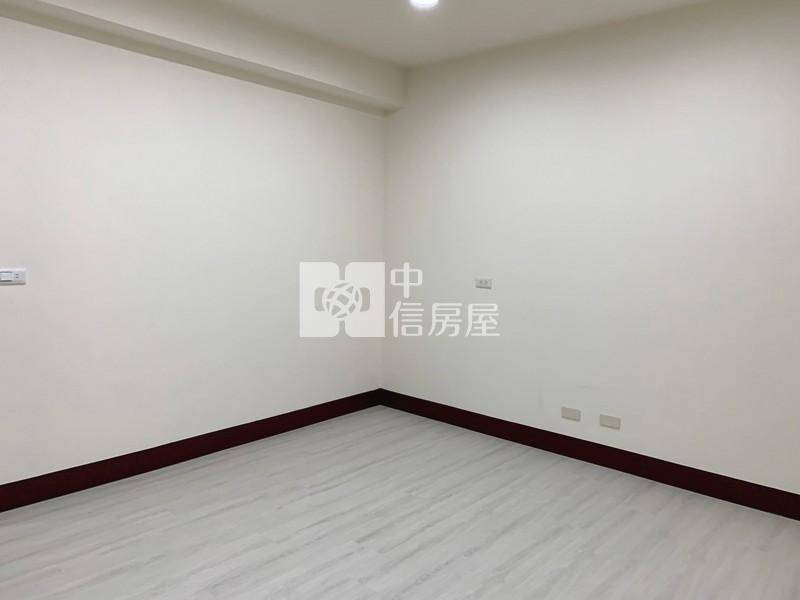 草漯重劃區電梯3+1房房屋室內格局與周邊環境