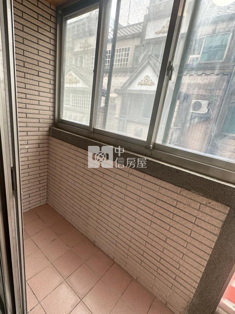 正新坡市區大透天房屋室內格局與周邊環境