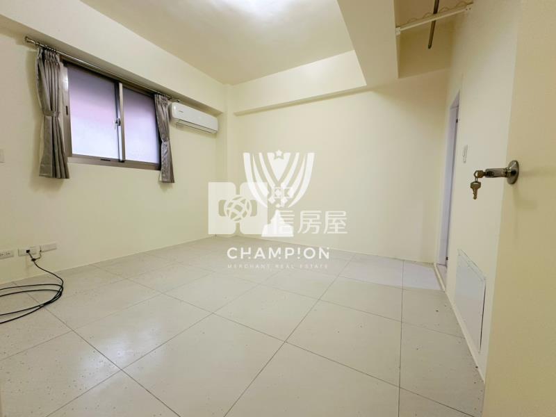 【冠軍】近市區電梯三房房屋室內格局與周邊環境