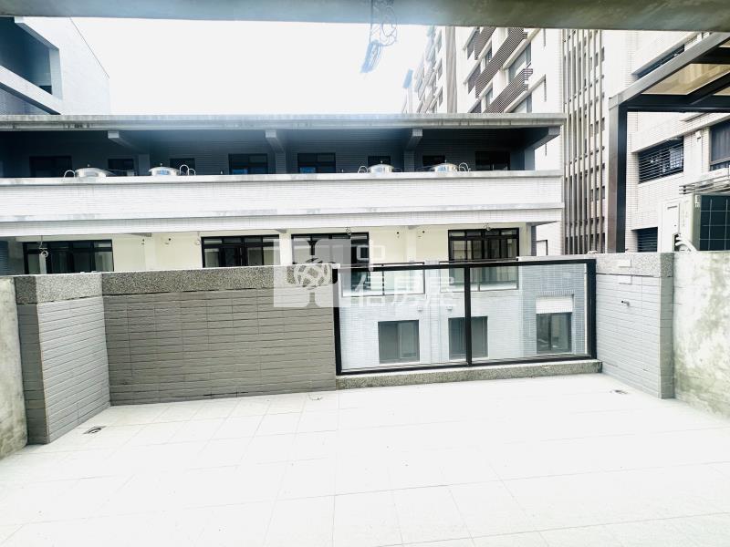 興仁夜市全新未住雙車電梯別墅房屋室內格局與周邊環境