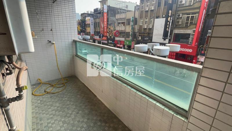 【安家】海華國際會館四房+雙平面車位房屋室內格局與周邊環境