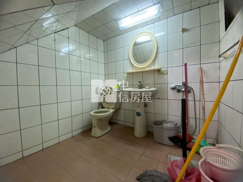 近體育園區｜中山東路大透天房屋室內格局與周邊環境
