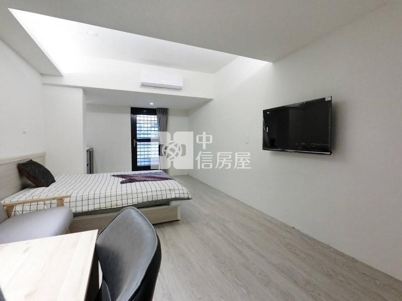時尚裝潢電梯套房房屋室內格局與周邊環境