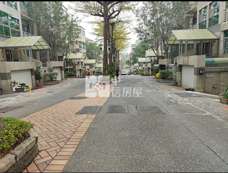 鳥松國中優質明亮景觀三房房屋室內格局與周邊環境