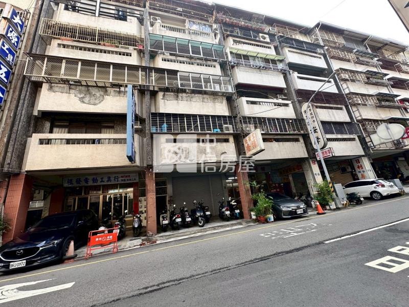 篤行路一樓店面房屋室內格局與周邊環境