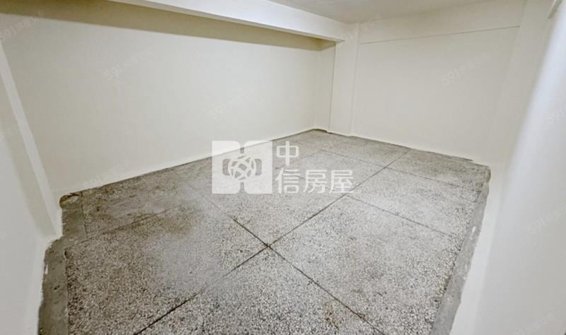 篤行路一樓店面房屋室內格局與周邊環境