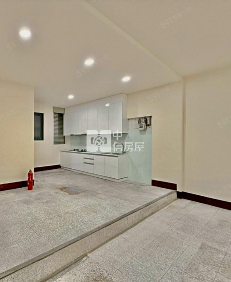 篤行路一樓店面房屋室內格局與周邊環境