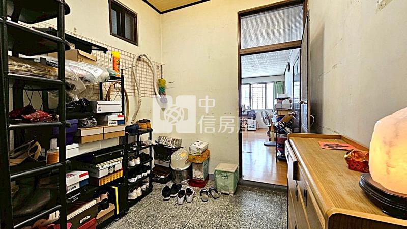 文心北屯正12米大地坪住三黃金增值透店房屋室內格局與周邊環境