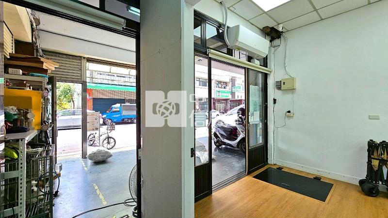 文心北屯正12米大地坪住三黃金增值透店房屋室內格局與周邊環境
