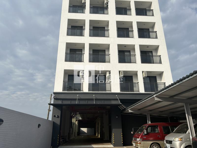 近南科悠閒平靜三房車位房屋室內格局與周邊環境
