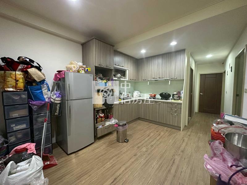 近三民運動公園美寓房屋室內格局與周邊環境