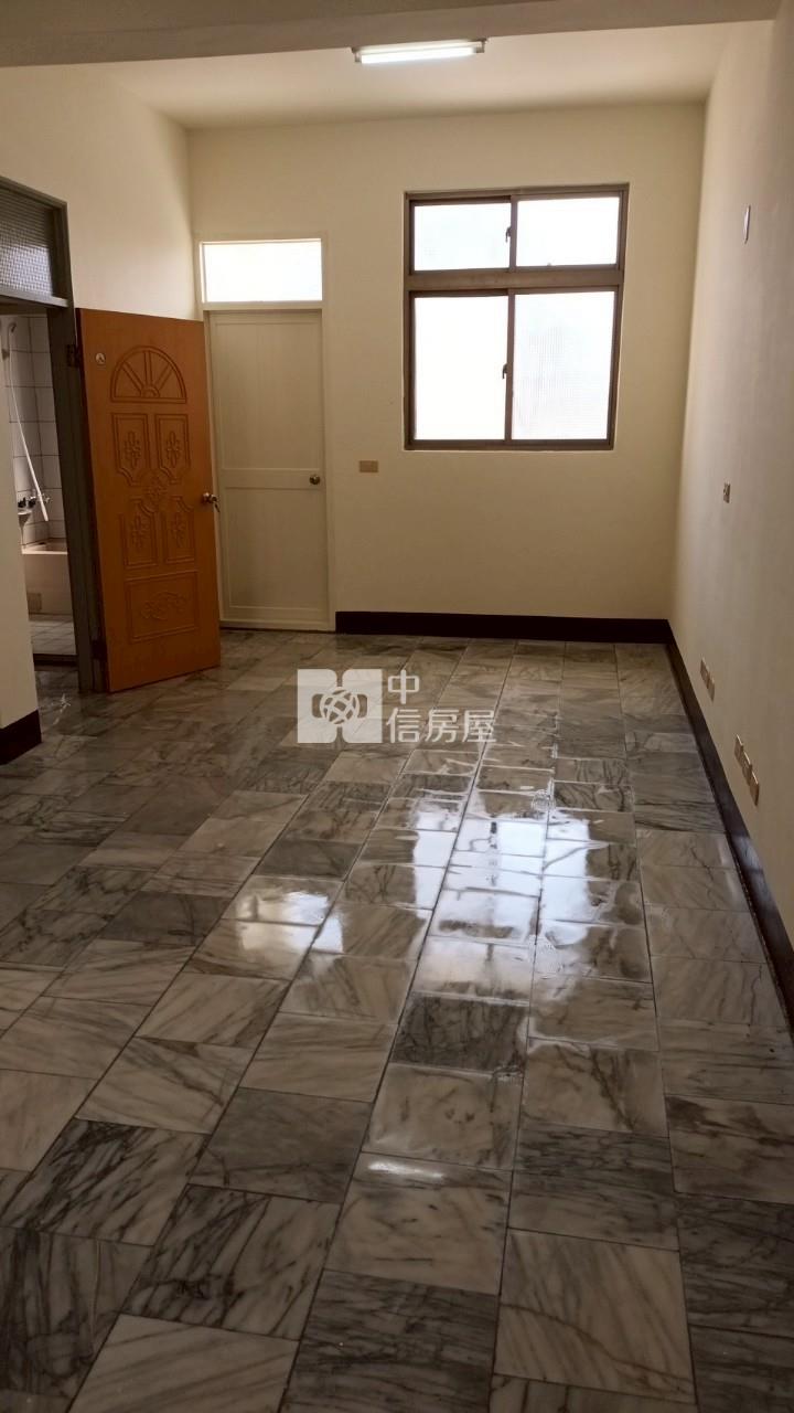 大建坪美透天厝房屋室內格局與周邊環境