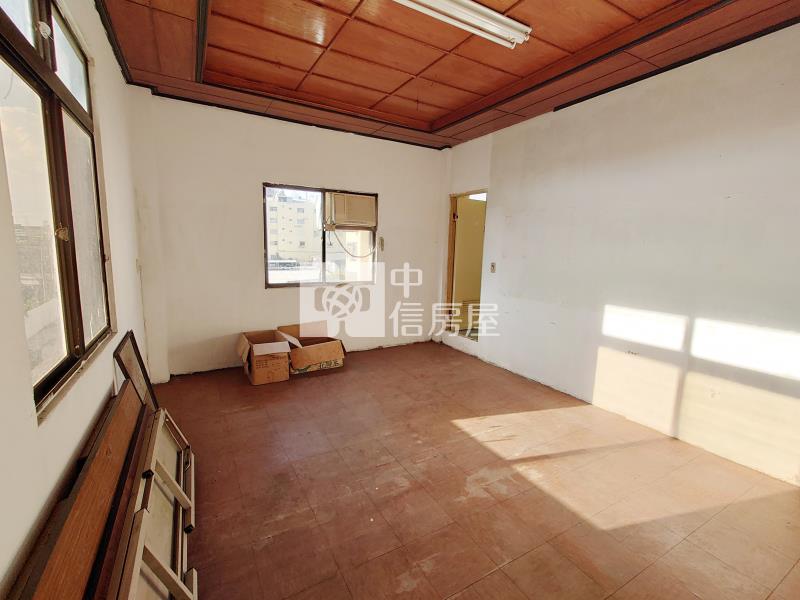 頭家厝獨棟百坪住辦房屋室內格局與周邊環境