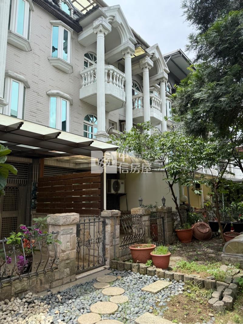 青山六街透天房屋室內格局與周邊環境