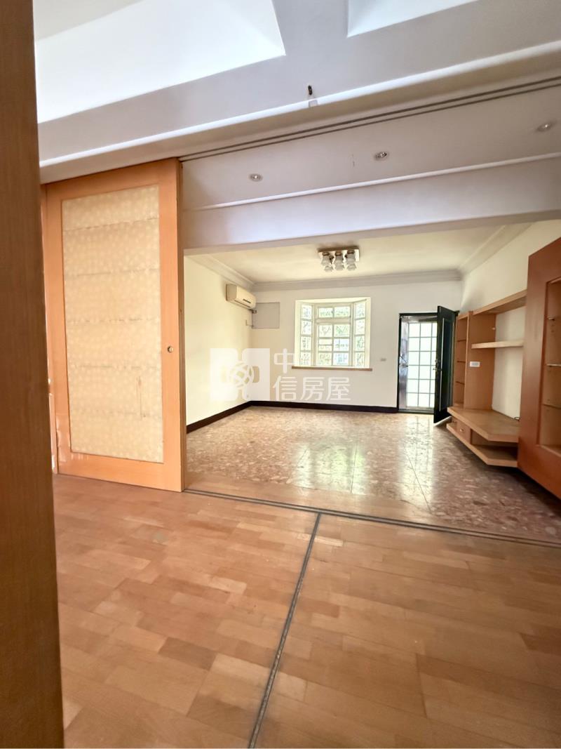 青山六街透天房屋室內格局與周邊環境