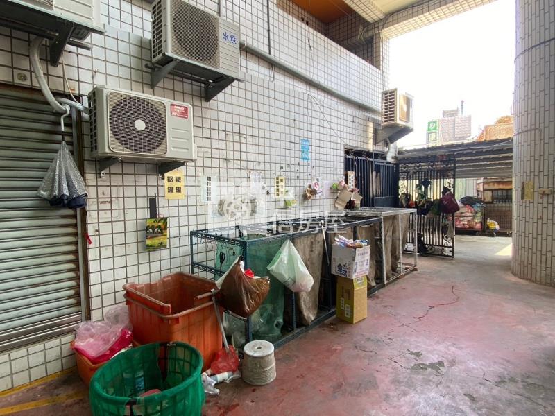永康中正商圈角間金店住房屋室內格局與周邊環境