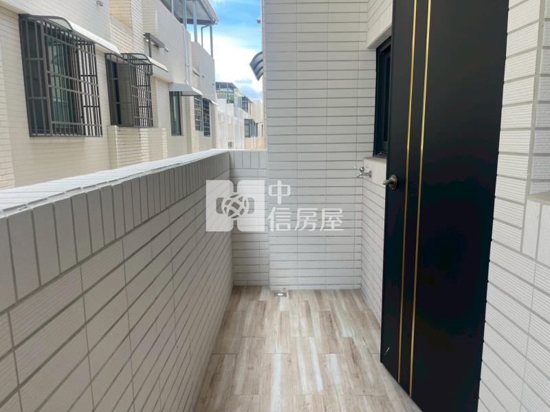 內埔全新電梯雙車墅房屋室內格局與周邊環境