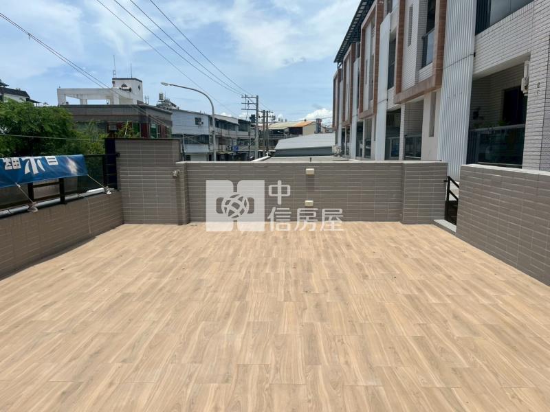 內埔全新電梯雙車墅房屋室內格局與周邊環境