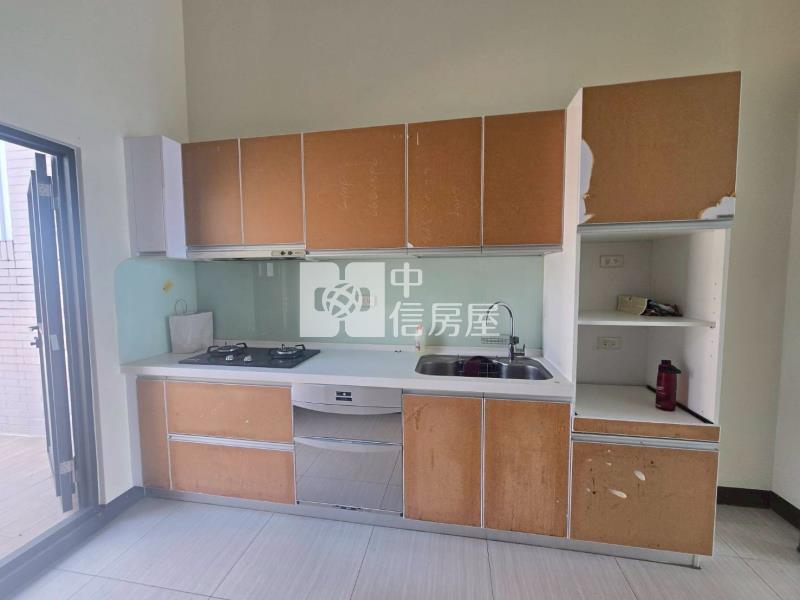 橋頭臨十五米路/輕屋齡/漂亮店住房屋室內格局與周邊環境