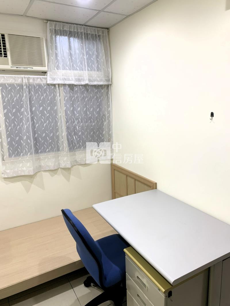 基隆海洋大學景觀收租六套透天房屋室內格局與周邊環境