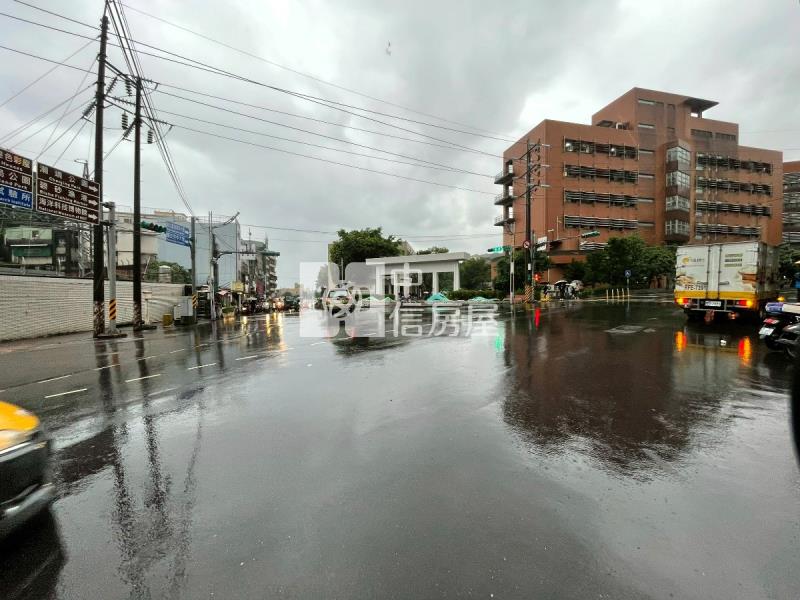 基隆海洋大學景觀收租六套透天房屋室內格局與周邊環境