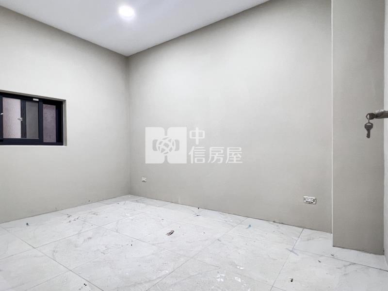 [京采]平鎮育達商職旁整新美透天房屋室內格局與周邊環境