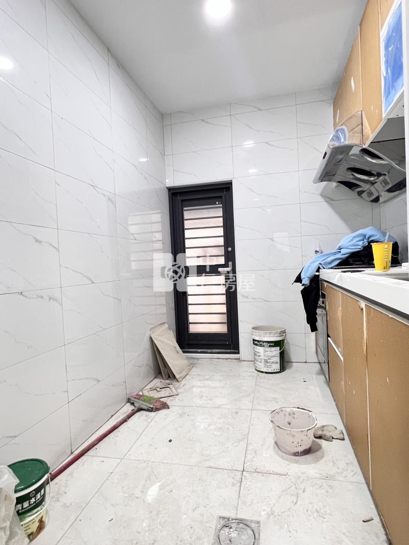 [京采]平鎮育達商職旁整新美透天房屋室內格局與周邊環境